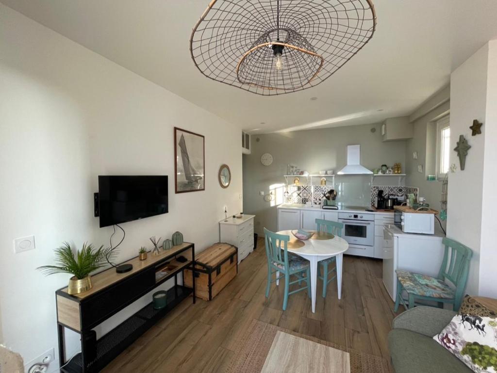 Ferienwohnung La Belle Etoile Ault Exterior foto